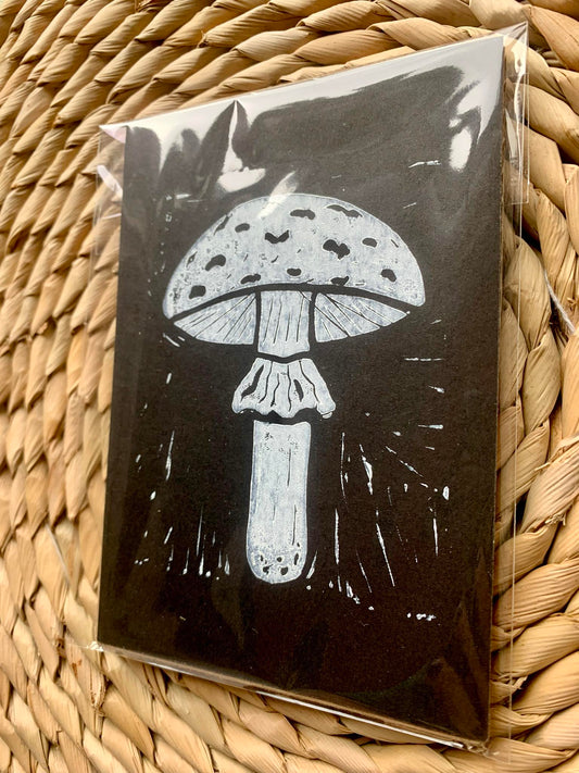 Mushroom - Black/White