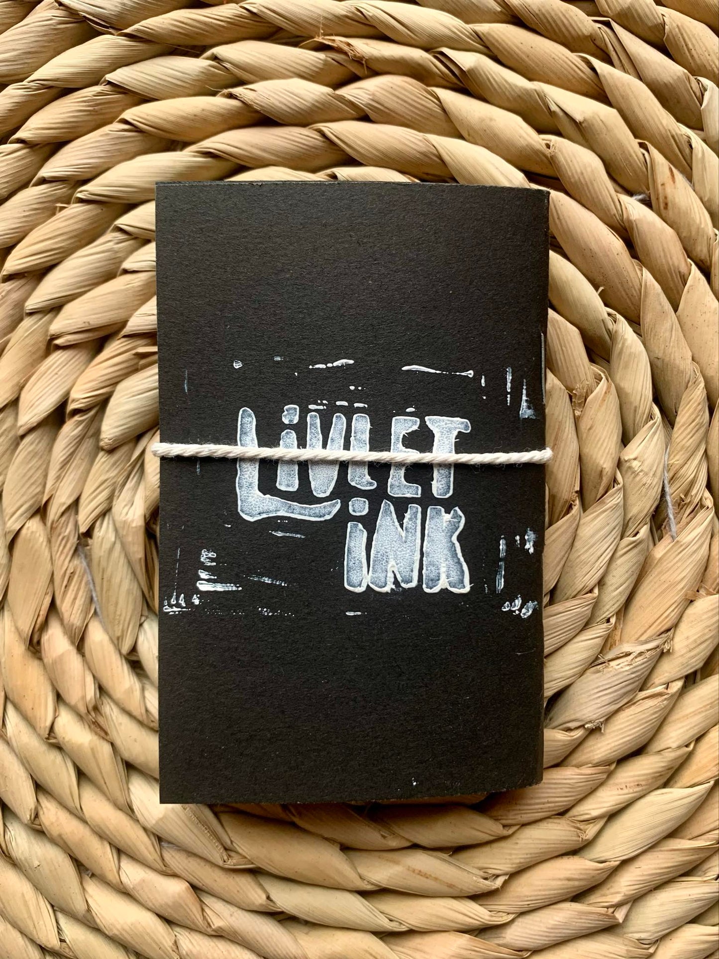 Small Seashell Handmade Notebook Black/Whte
