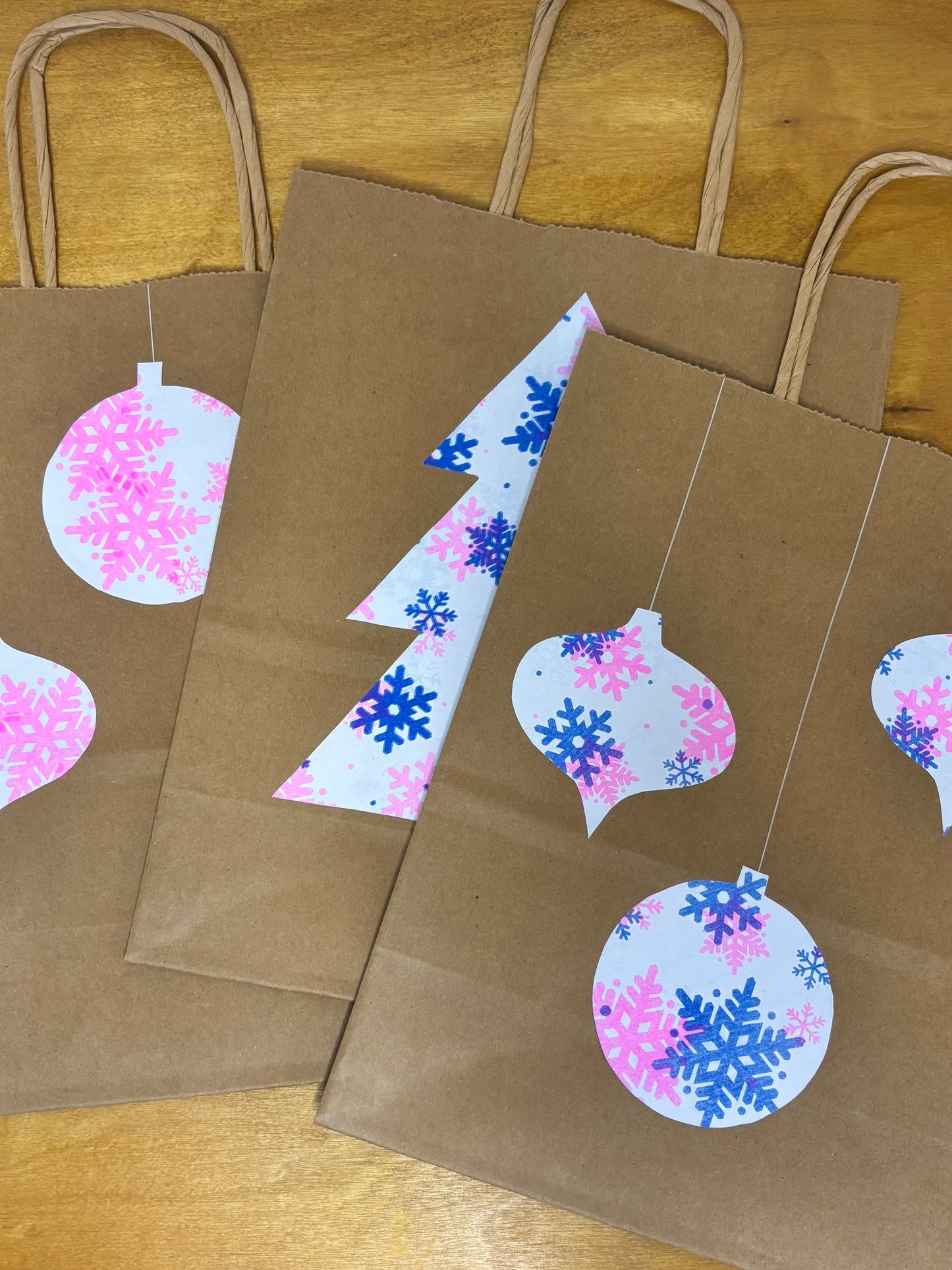 Riso Snowflake Christmas Gift Bag